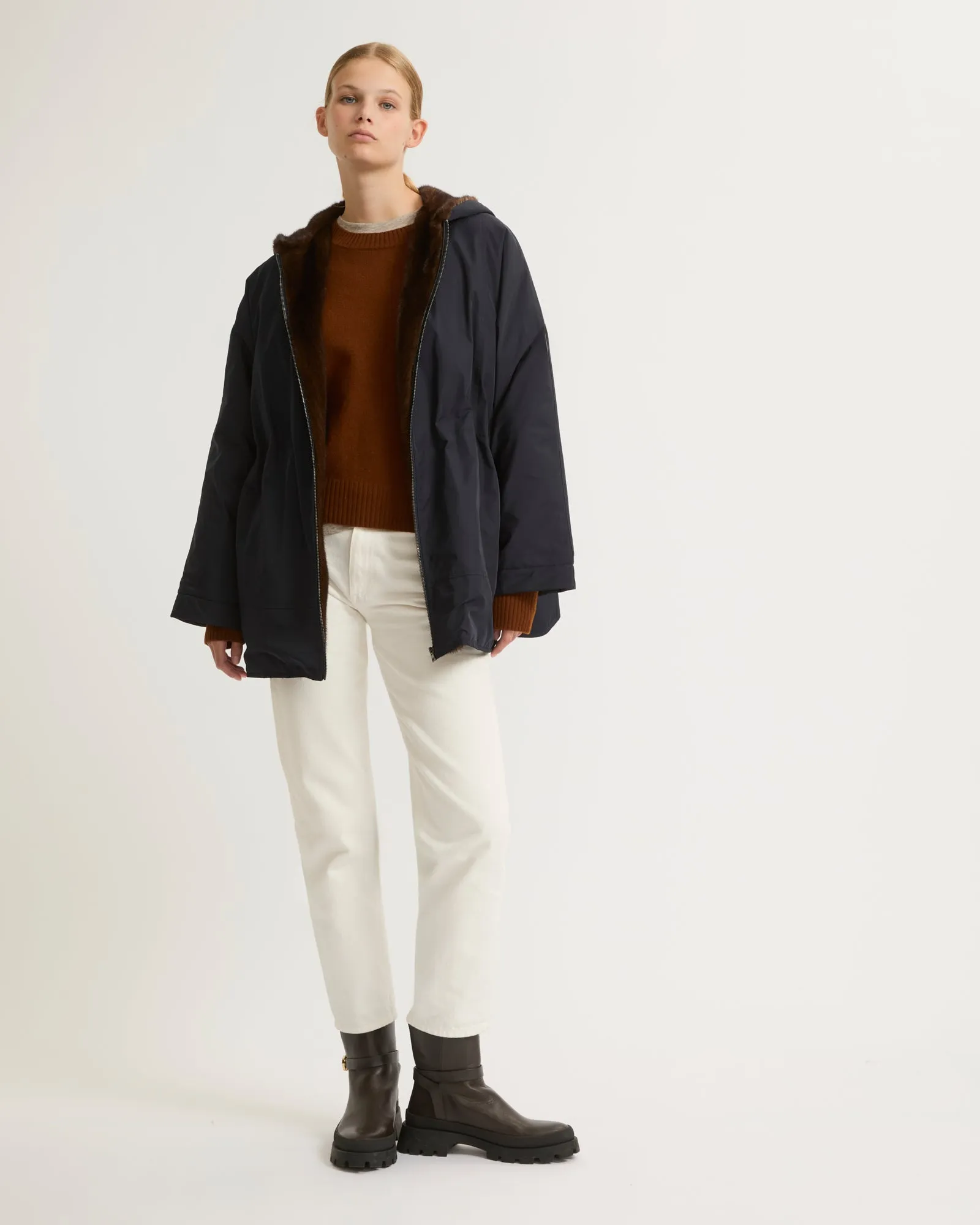 Cape jacket in technical fabric and long-haired mink fur