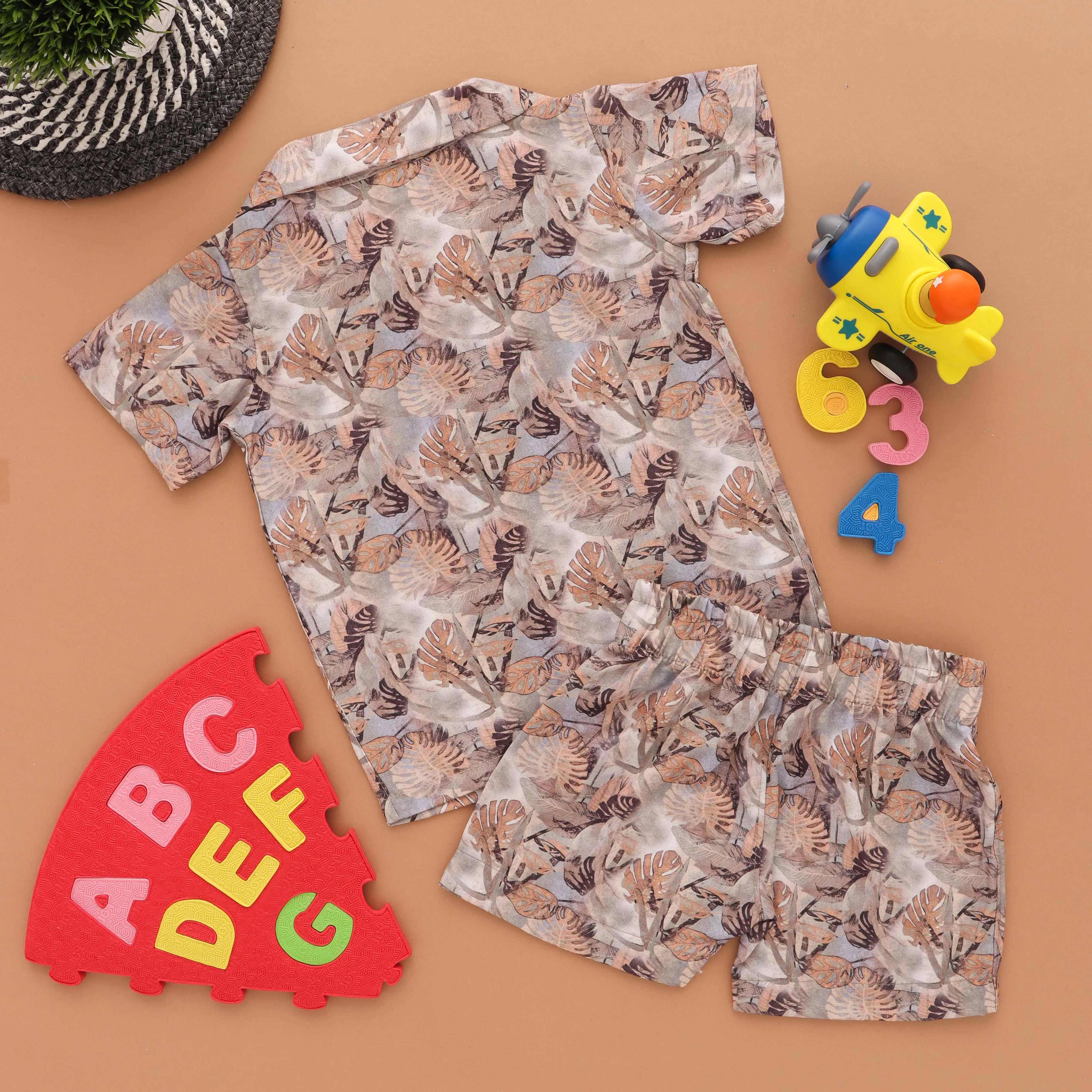 Woodland Walk: Stylish Boys' Leaf Print Shirt and Coordinated Shorts