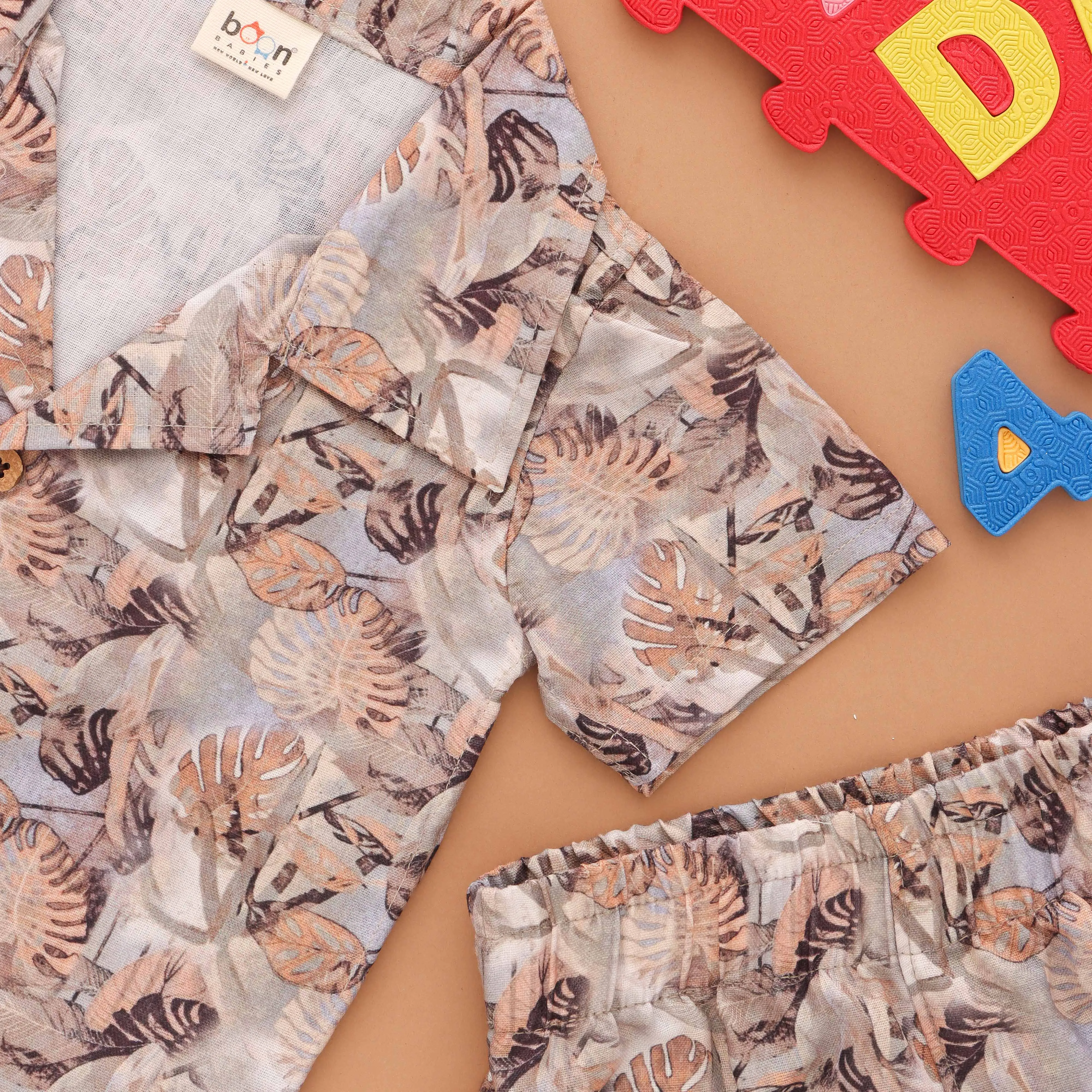 Woodland Walk: Stylish Boys' Leaf Print Shirt and Coordinated Shorts